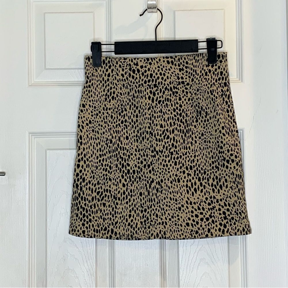 BRANDY MELVILLE CHEETAH PHEOBE SKIRT